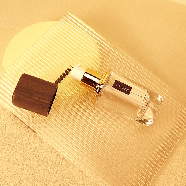 環保高(gāo)端胡桃木(mù)蓋護膚品包裝