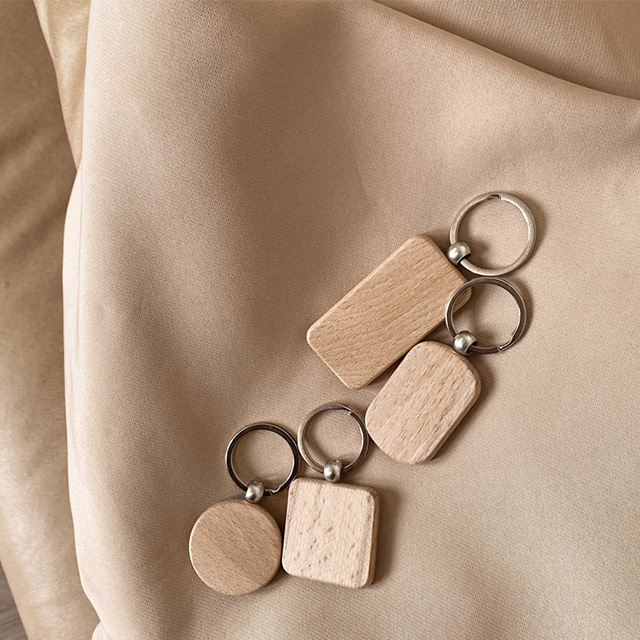 創意複古挂件(jiàn)木(mù)頭鑰匙牌