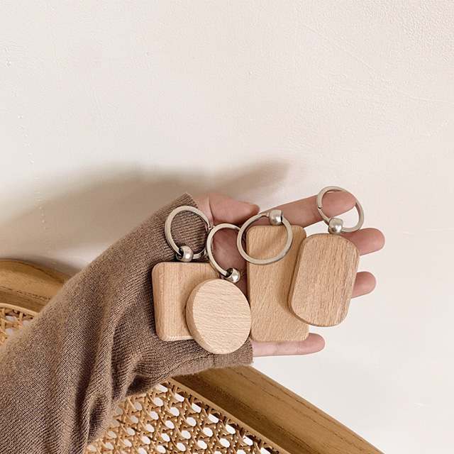 創意複古挂件(jiàn)木(mù)頭鑰匙牌