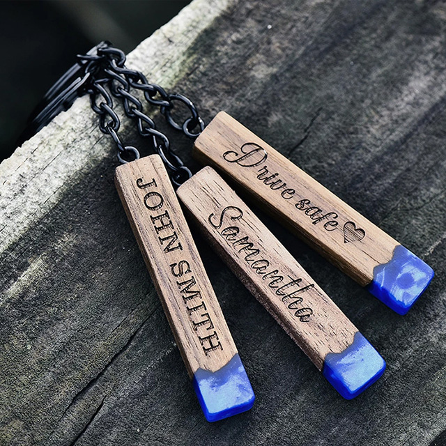 定制(zhì)激光(guāng)樹(shù)脂木(mù)質鑰匙扣配飾
